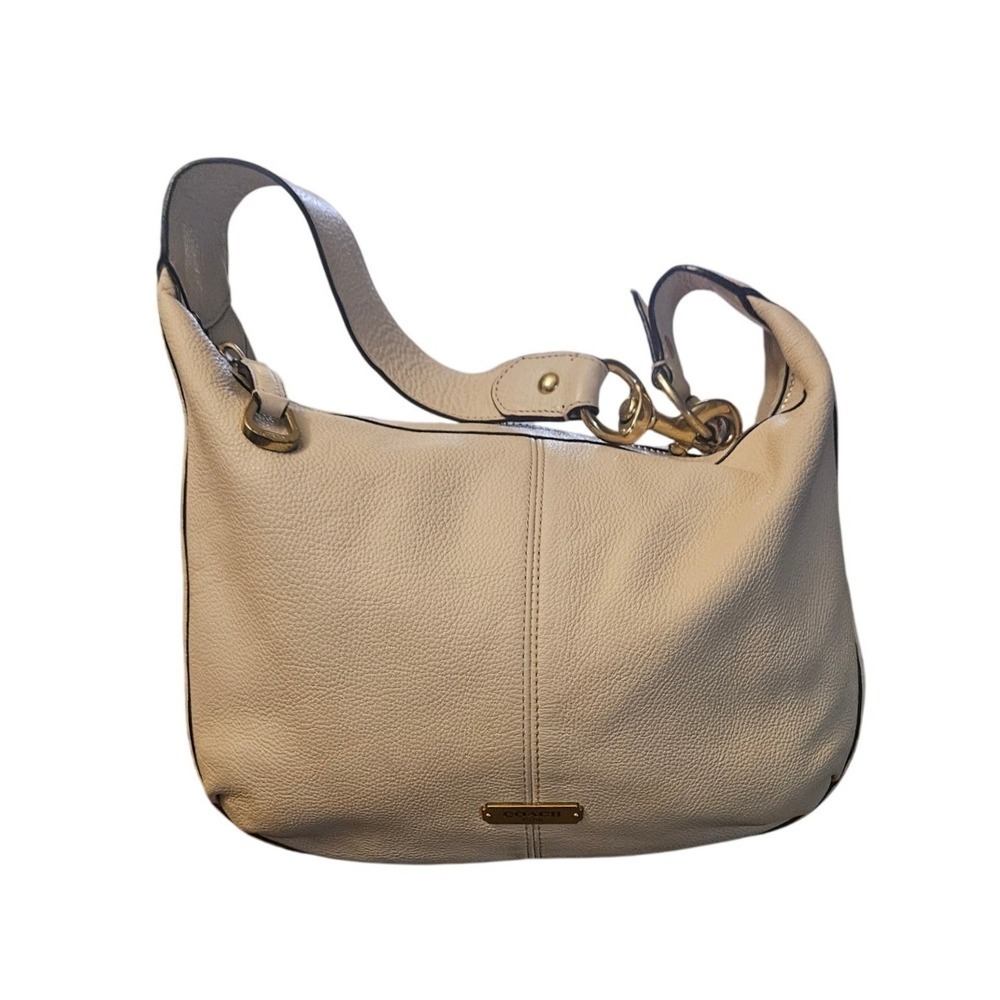 Coach Hobo Bag Cream Pebbled Leather Gold Hardware Shoulder Bag 1941 Logo